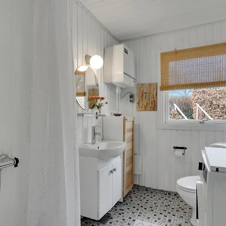 3 Bedroom Cozy In *